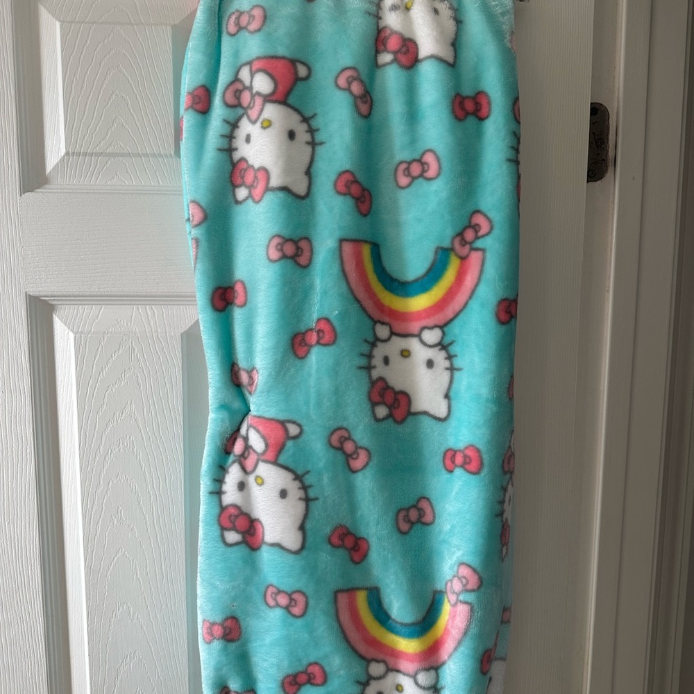 Hello Kitty Teal and Pink Blanket